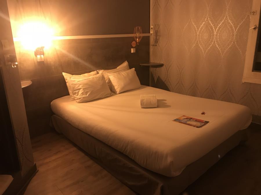 Love hotel California 2*